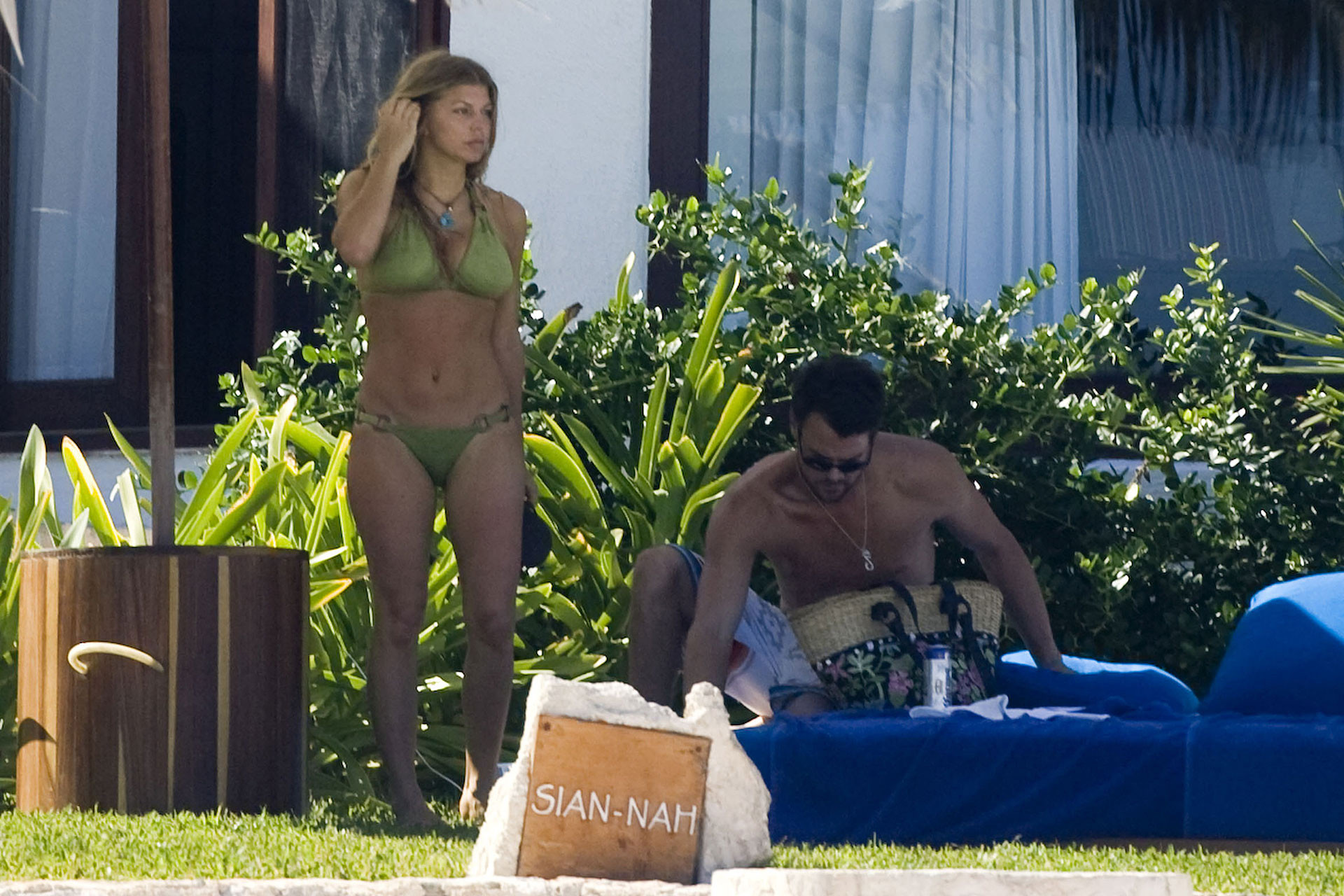 Fergie showing her fantastic ass and body in bikini on beach #75373107