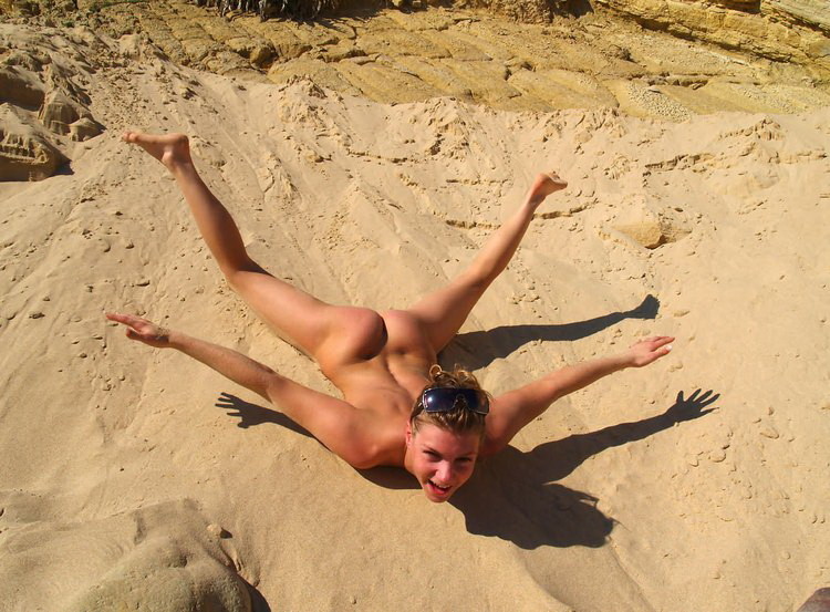 Teen nudists expose themselves at a public beach #72249840