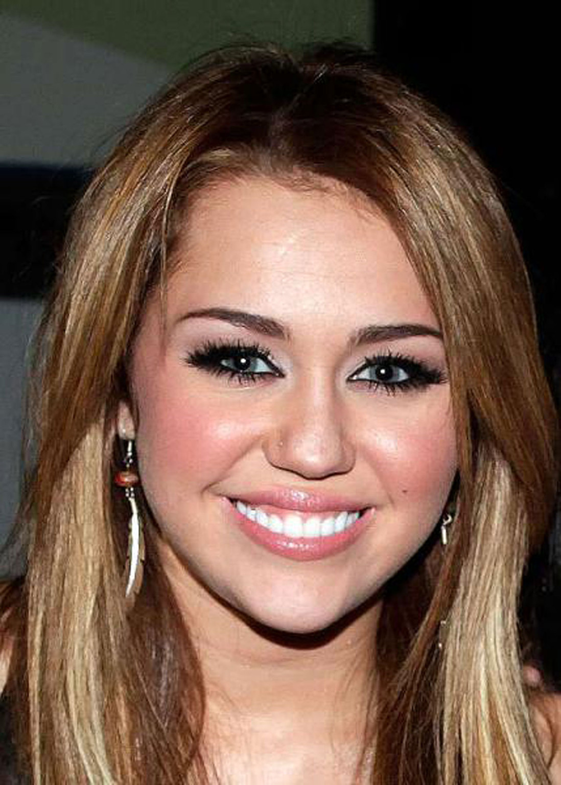 Miley Cyrus young and cute singer celebrated her eighteenth birthday #75325524