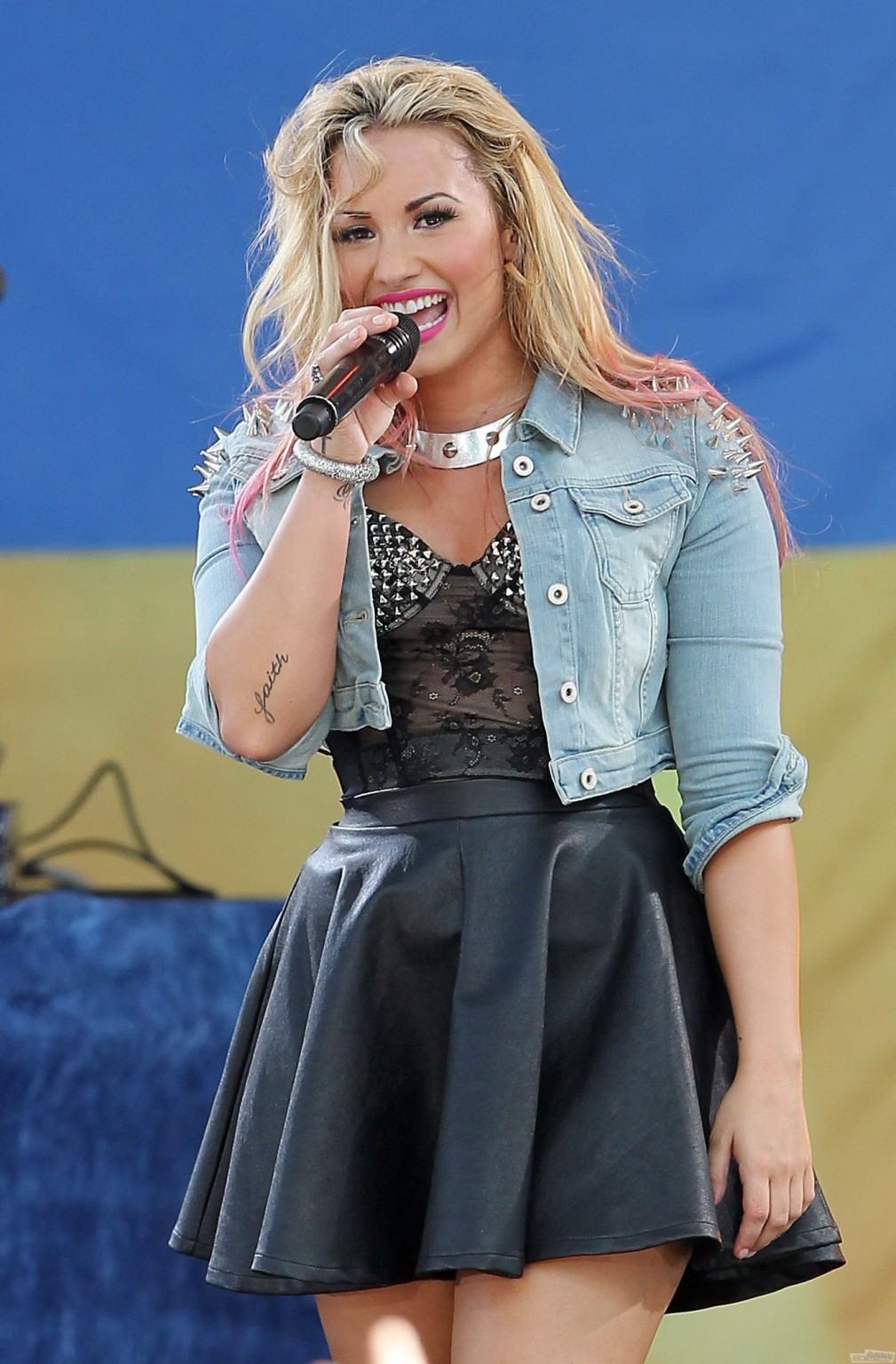 Demi Lovato upskirt while performing on Good Morning America at Central Park in  #75257810