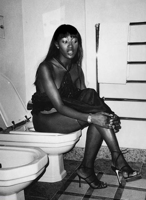 Naomi campbell posiert nackt
 #75444914