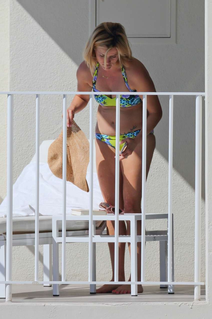 Reese Witherspoon zeigt ihren weichen Bikini-Arsch 
 #73146262