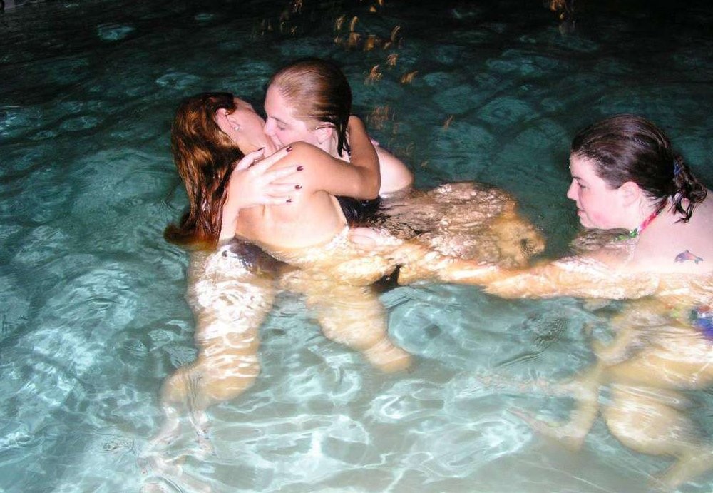 Drunk Girls Crazy Naked Lesbian Hot Tub Party #76401126