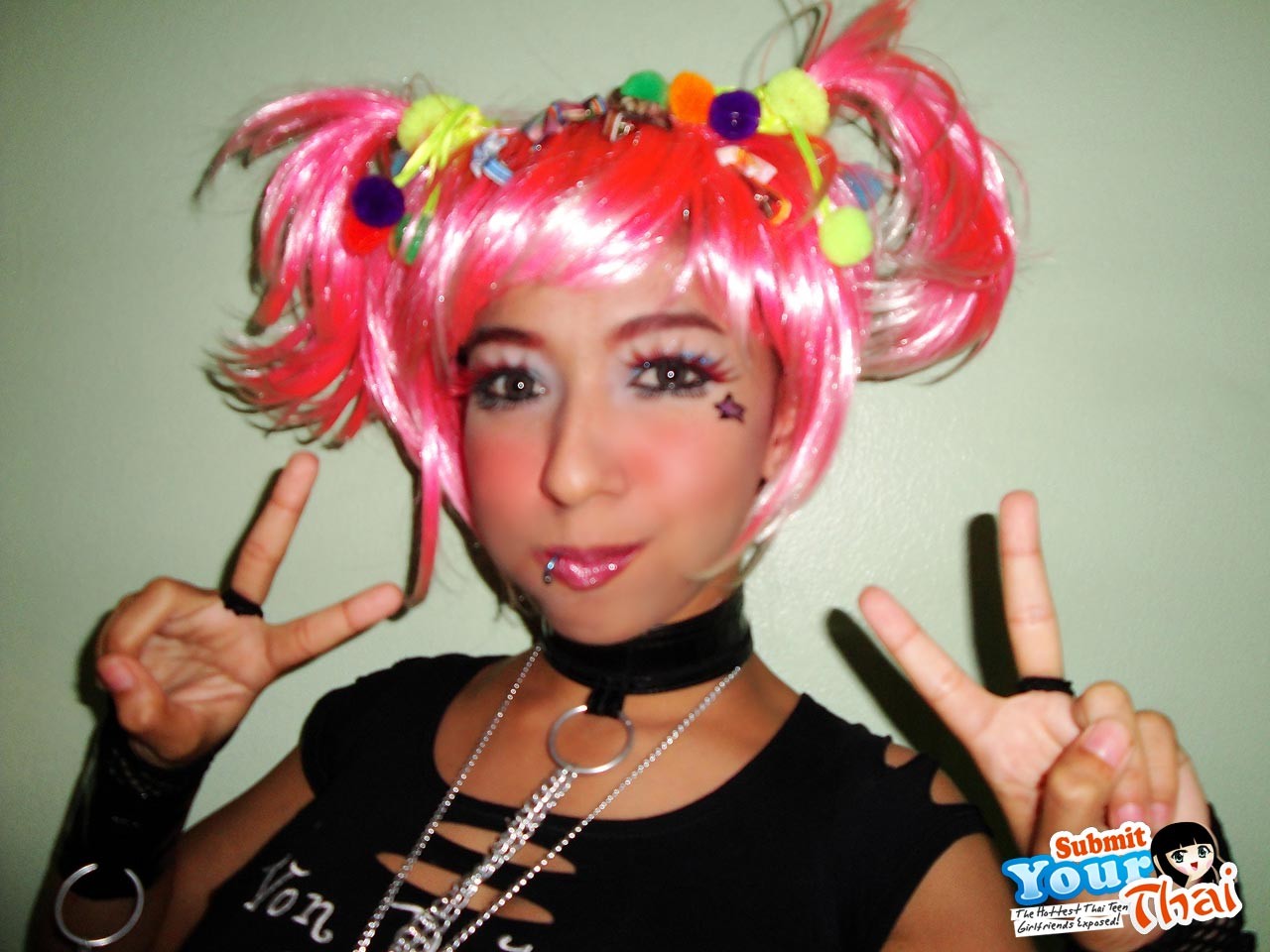 Big tit Emo girlfriend stripping and posing  #67966869