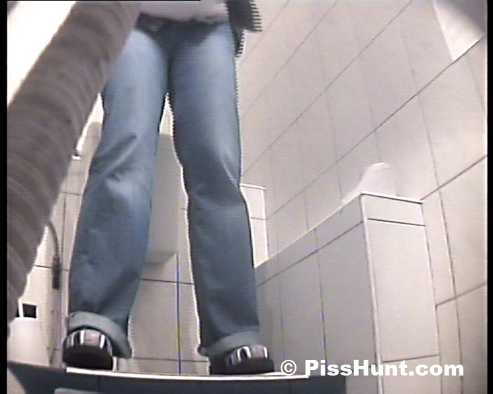 Chubby weeing in front of toilet voyeur cam #78693023