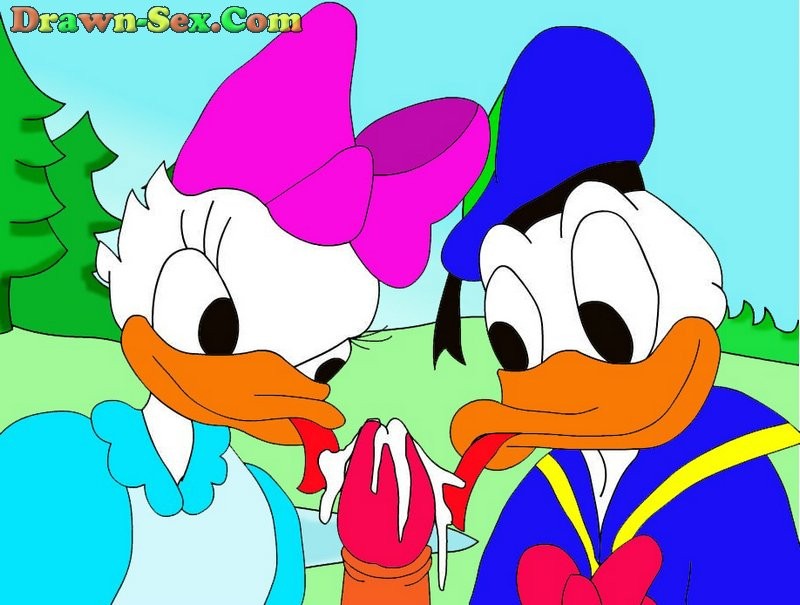 Mickey mouse und donald duck clan ficken
 #69697784
