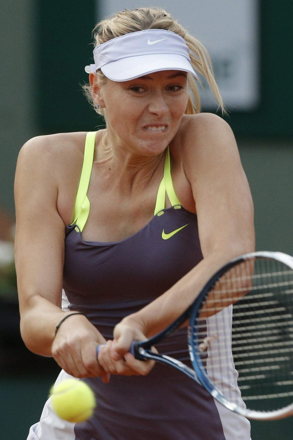 Maria Sharapova flashing her yellow panties at the French Open, day 2 #75230557