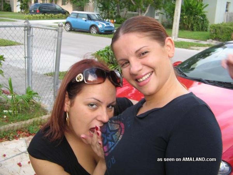 Bildergalerie von dampfenden heißen Amateur sexy Latina Freundinnen 
 #68378404