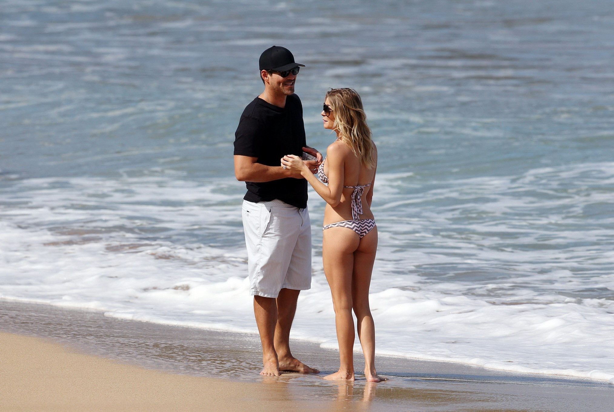 LeAnn Rimes in bikini petting with her hubby on a Hawaiian beach #75276918