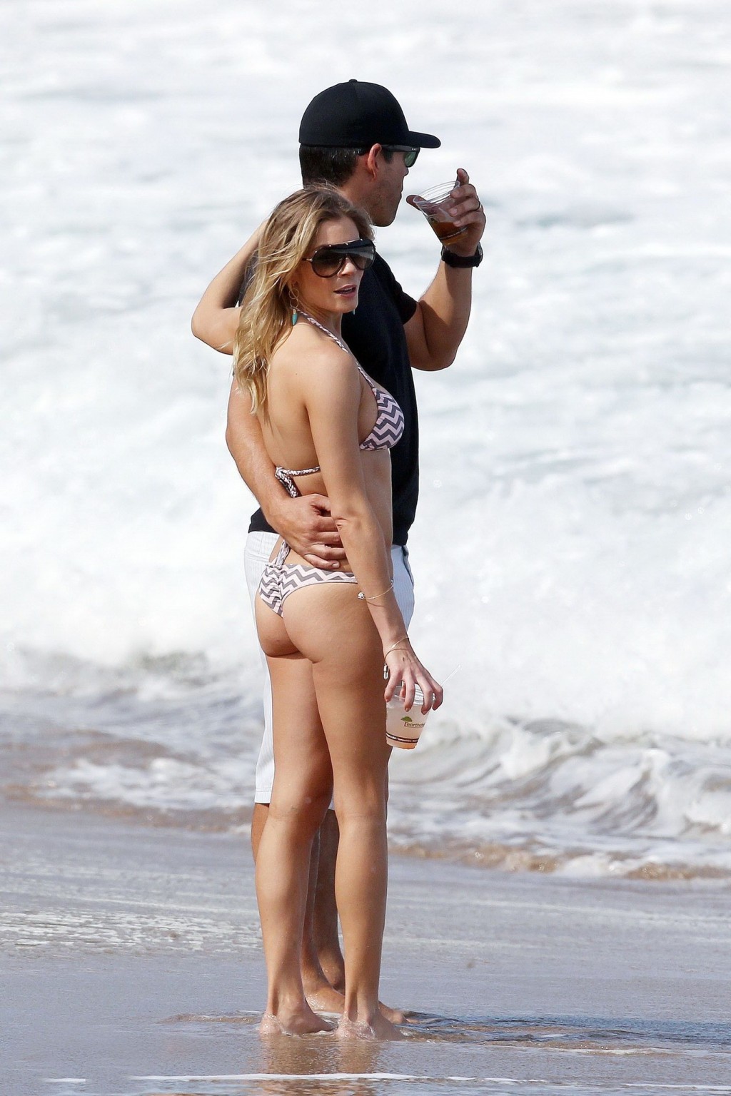 LeAnn Rimes in bikini petting with her hubby on a Hawaiian beach #75276950