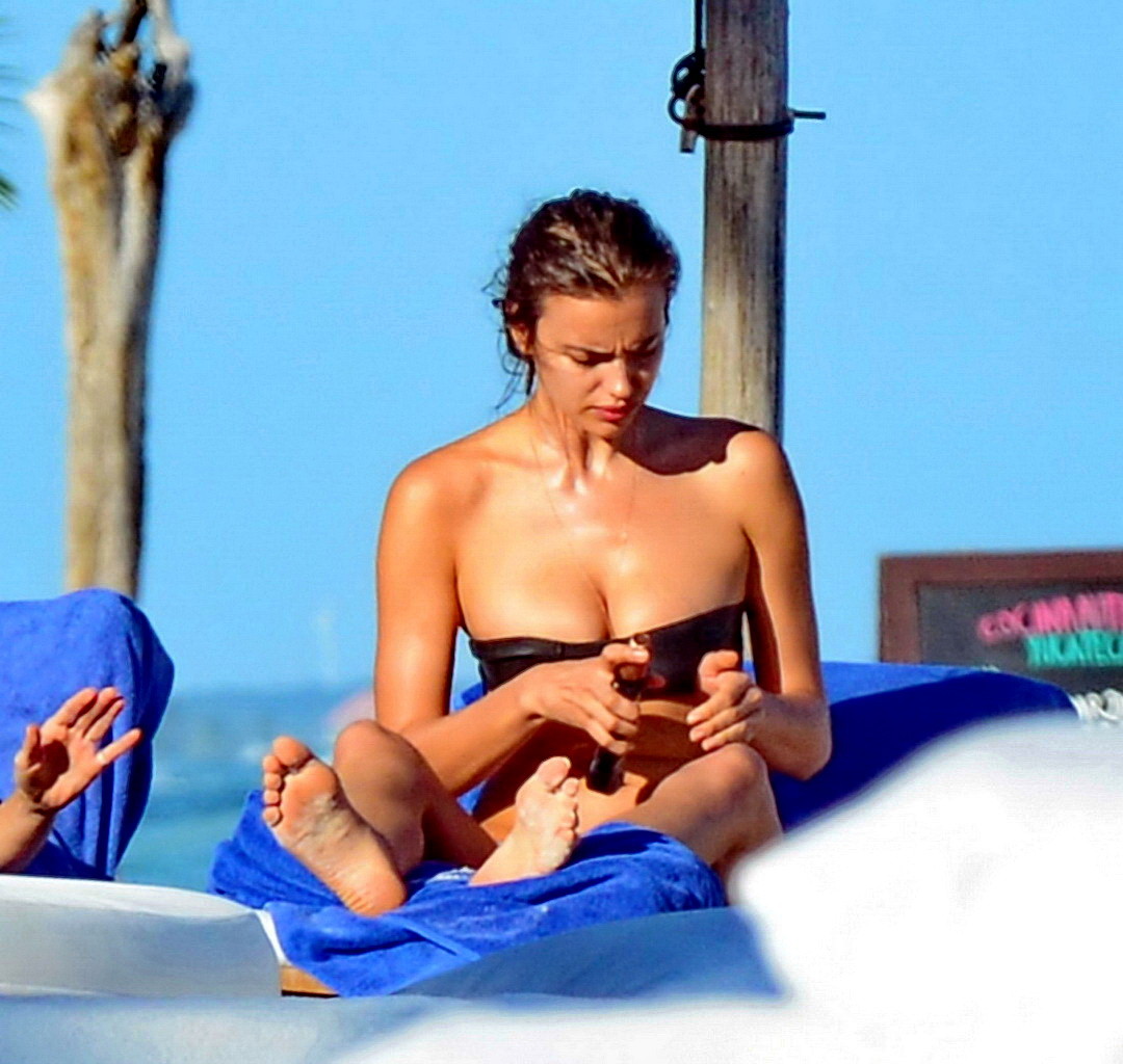 Irina Shayk showing off her bikini body on a beach in Mexico #75206460