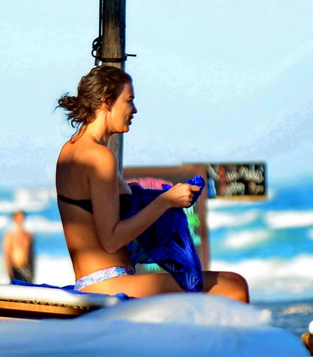Irina Shayk showing off her bikini body on a beach in Mexico #75206553