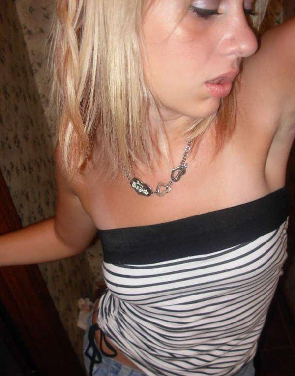 Nice picture collection of vain amateur girlfriends #75712753