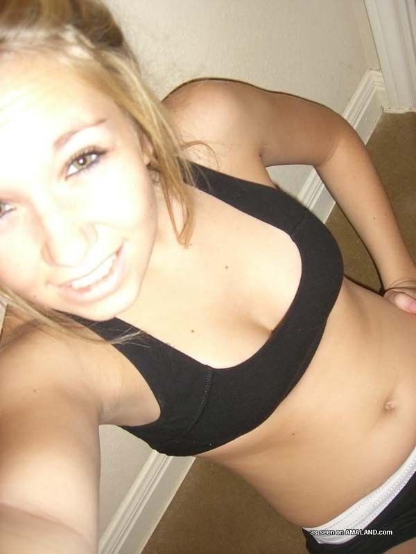 Amateur sexy kinky cutie camwhoring
 #68349001