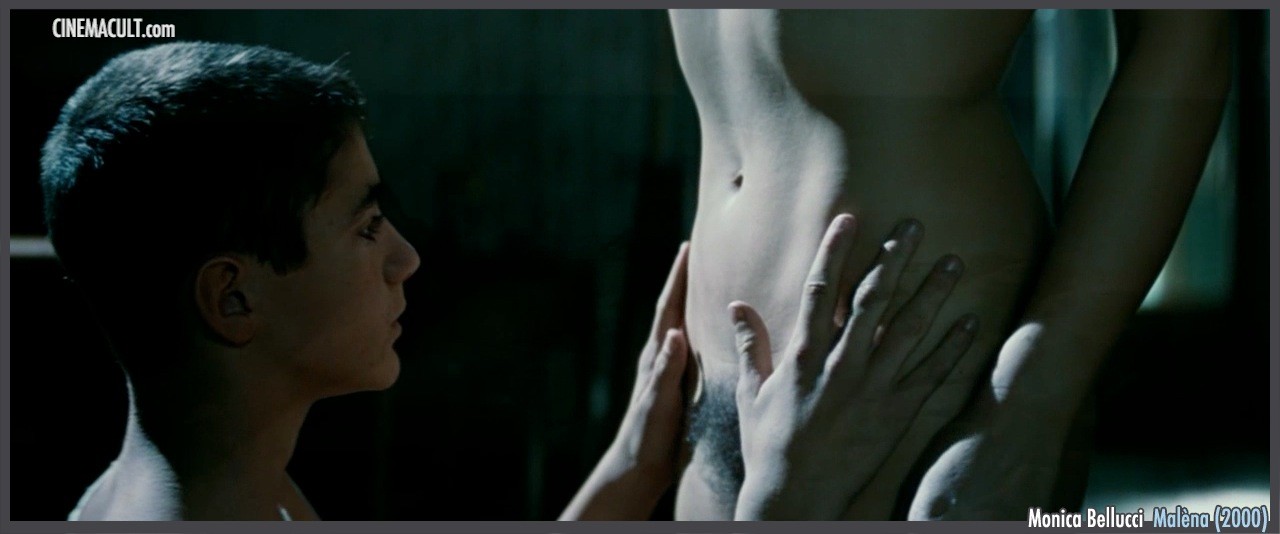 L'actrice super sexy Monica Bellucci dans le film "Malena".
 #75157370