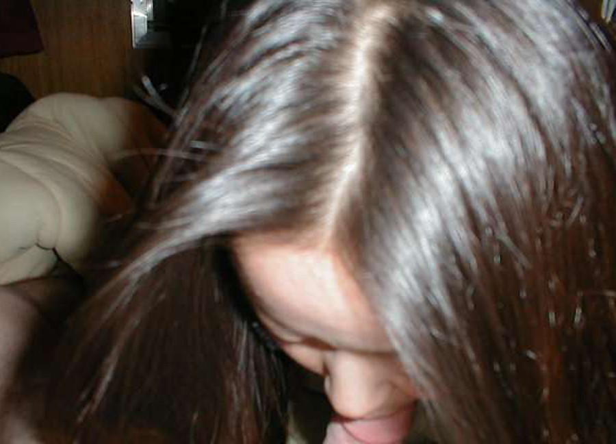 Nena asiática chupa
 #69905503