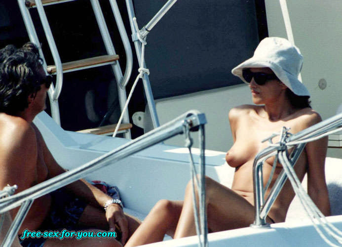Monica Bellucci showing her tits on yacht paparazzi pictures #75424856