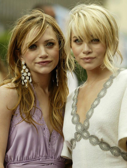 Celebrity Olsen Twins looking very sexy and hot #75427704