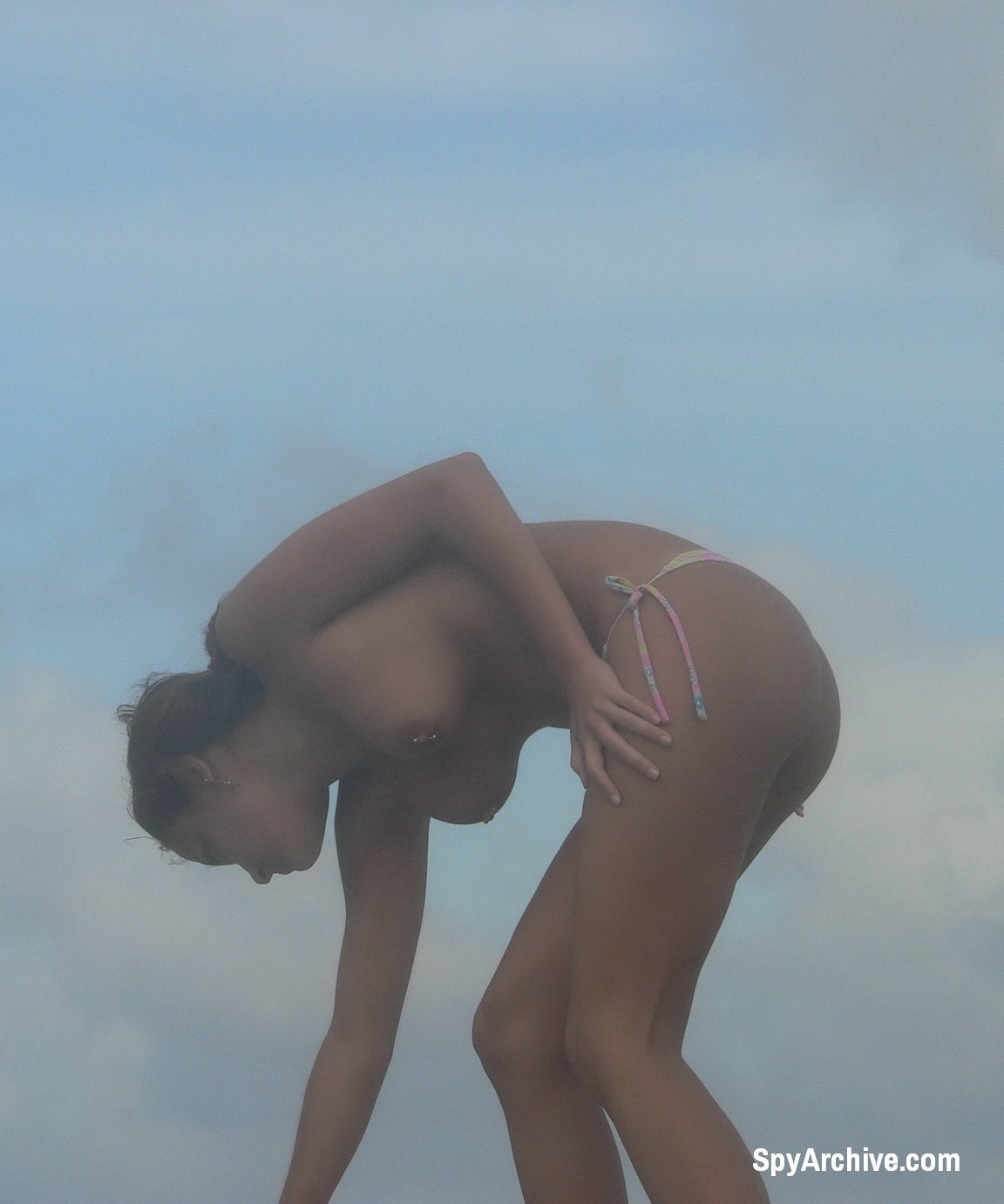 Fotos espía reales de una joven brasileña en la playa
 #72242003