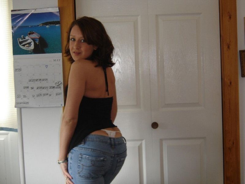 Big tittied blonde stripping and trying on clothes #68302270