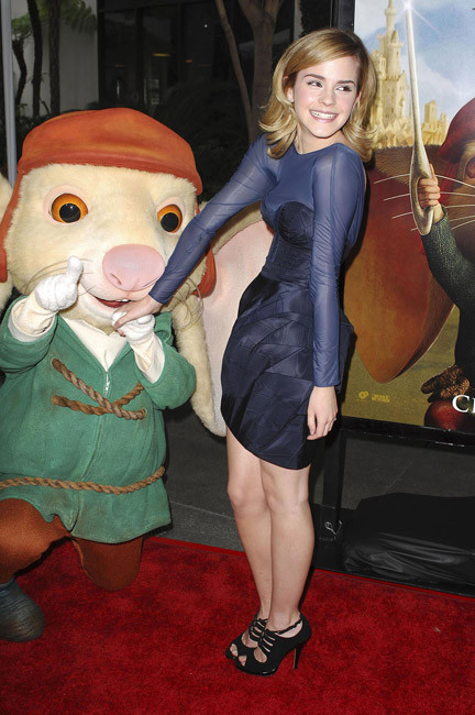 Beautiful celeb Emma Watson nice upskirt and making out with rat #75407547