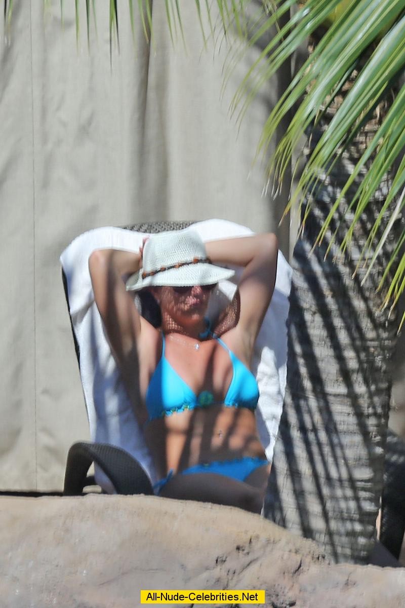 Britney Spears caught in blue bikini #73146312