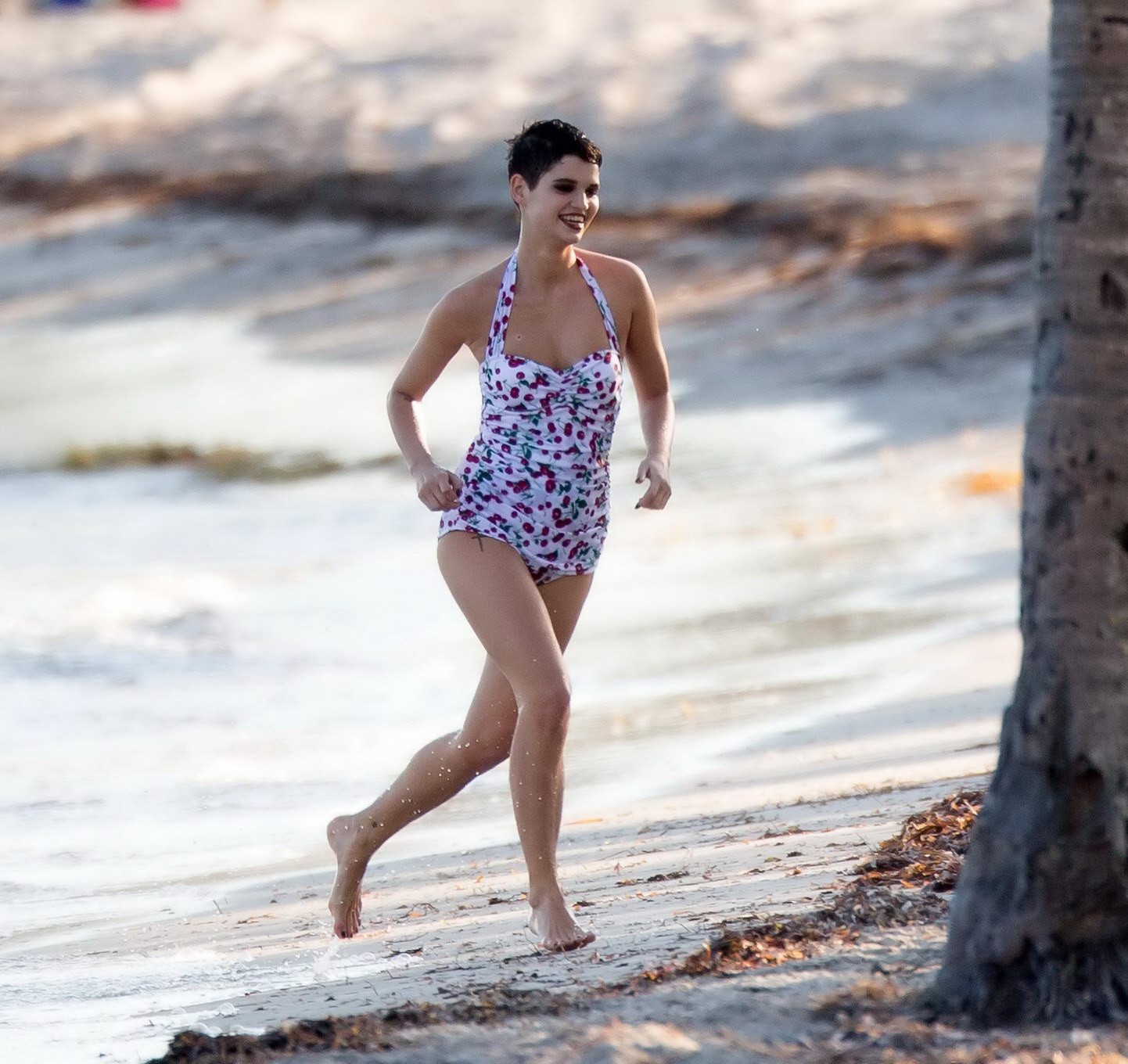 Pixie geldof zeigt ihre Titten bei einem Fotoshooting in Miami
 #75247097