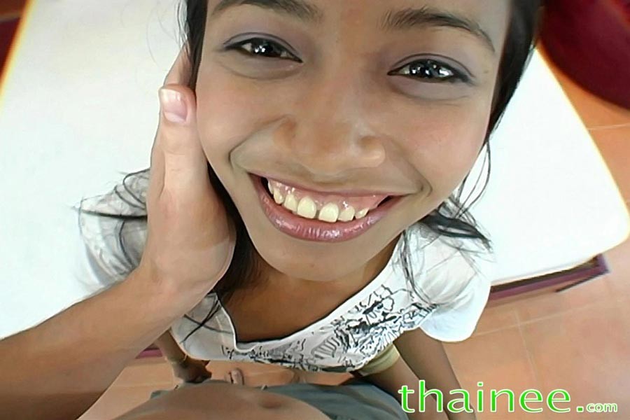 Hot petite Thai girl discovers a new way of having fun #67843920