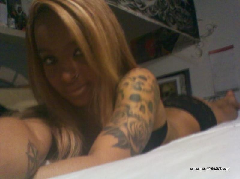 Amateur inked black teen camwhoring in her bedroom #73296871