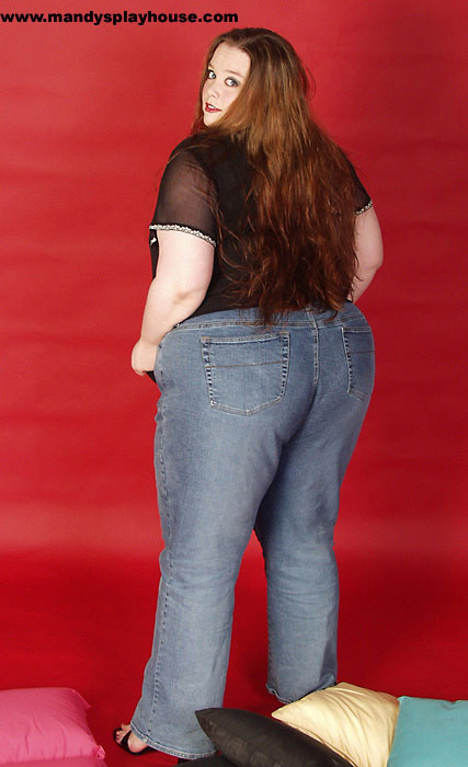 gorgeous bbw strips out of her tight ass jeans #75583188