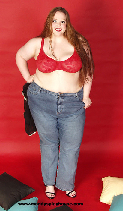 gorgeous bbw strips out of her tight ass jeans #75583287