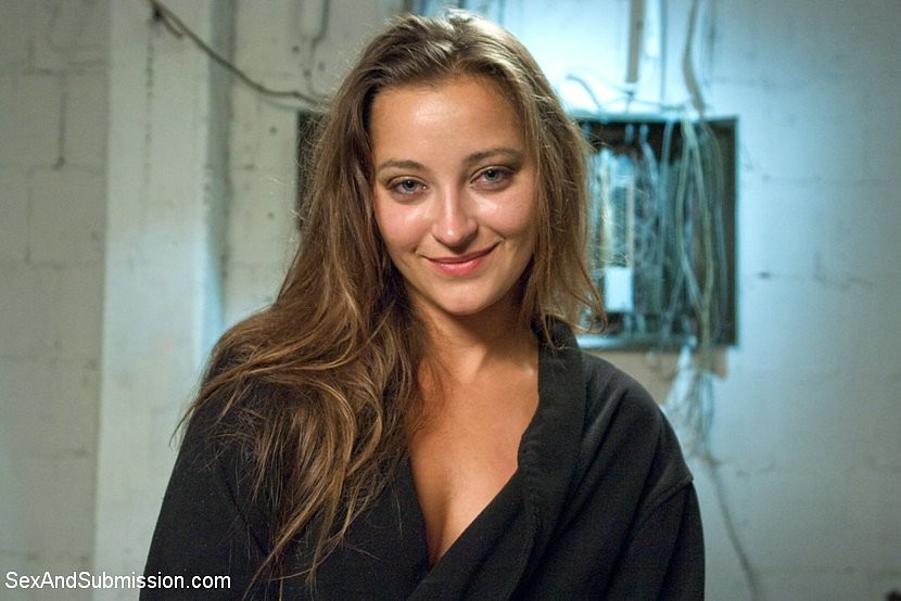 Dani daniels colto in flagrante viene scopato in bondage duro da maledom james deen #70795372