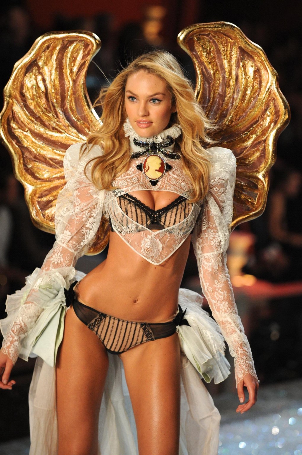 Candice Swanepoel wearing lingerie at Victoria's Secret Fashion Show #75282317