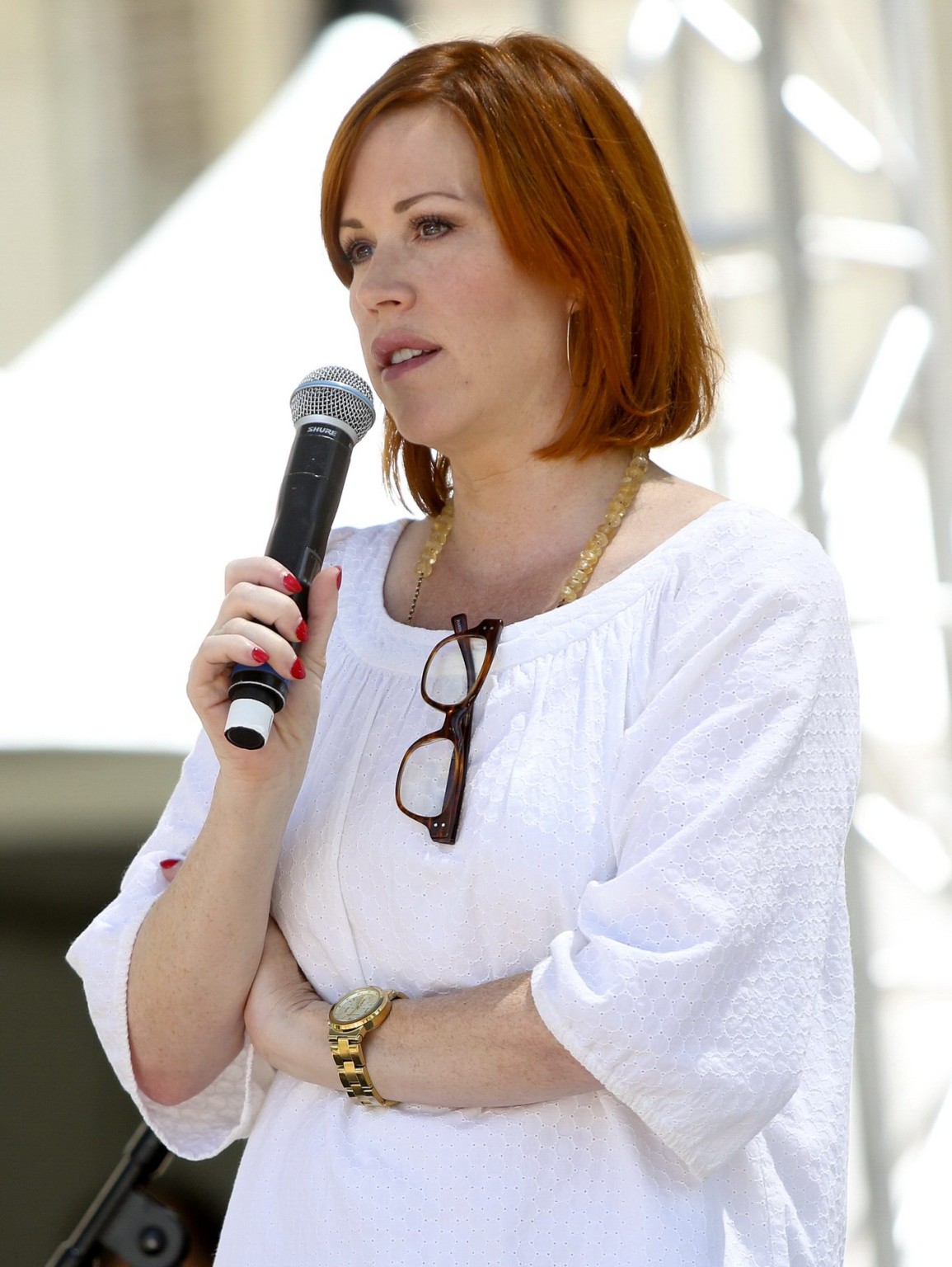 Molly Ringwald im Upskirt auf dem 18. jährlichen La Times Festival of Books in La
 #75233577