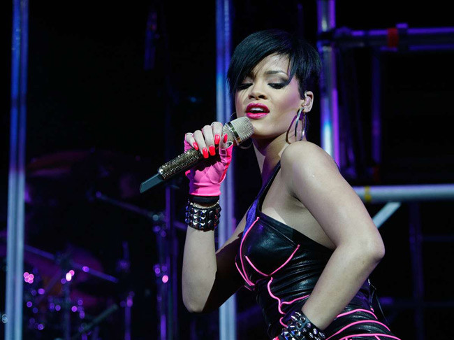 Sweet black celeb singer Rihanna in hottest black stockings #75415333