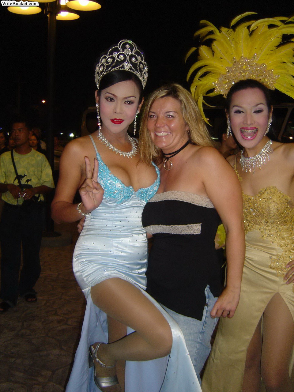タイの娼婦とセックスする素人カップルの休暇
 #69887529