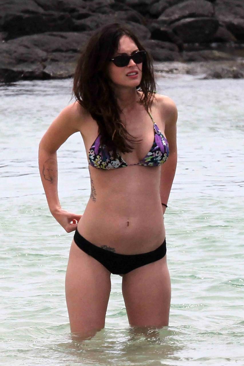 Megan Fox exposing fucking sexy body and hot ass in bikini on beach #75299199