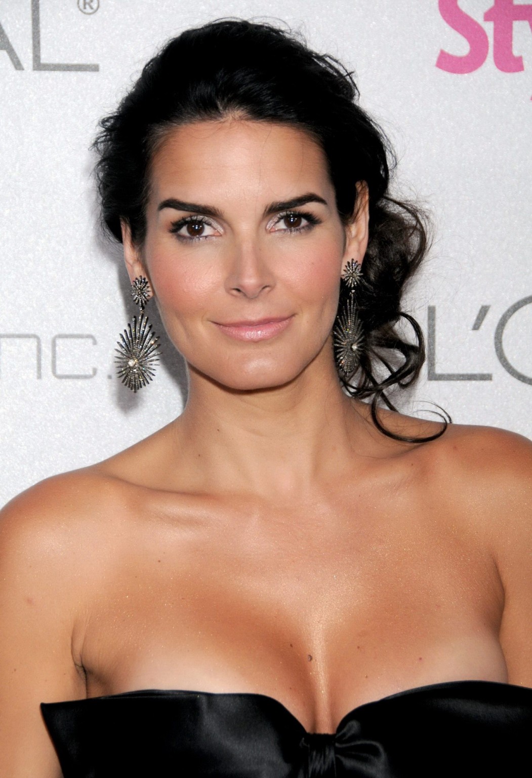 Angie Harmon busty  braless in low cut outfit at People StyleWatch 'A Night Of R #75318974