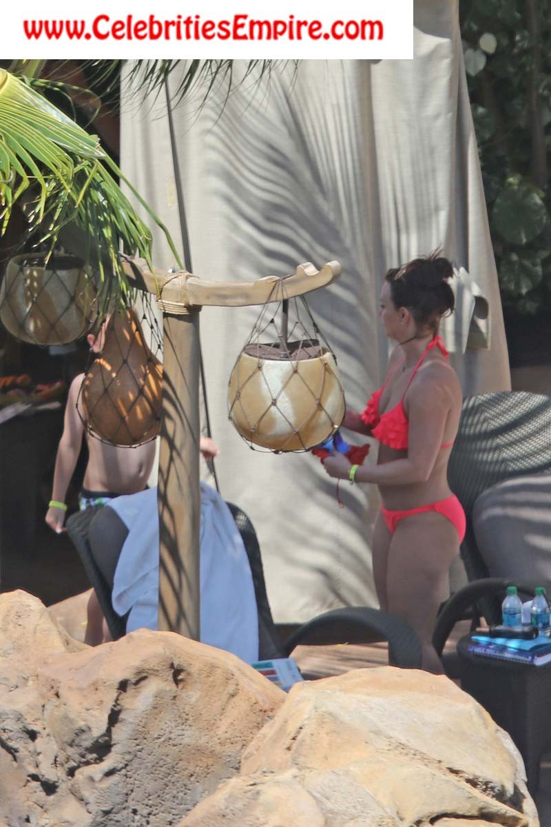 Britney Spears  see her body in sexy bikini #73146238