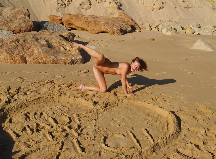 Wild naked chick has a great time at a nude beach #72247541