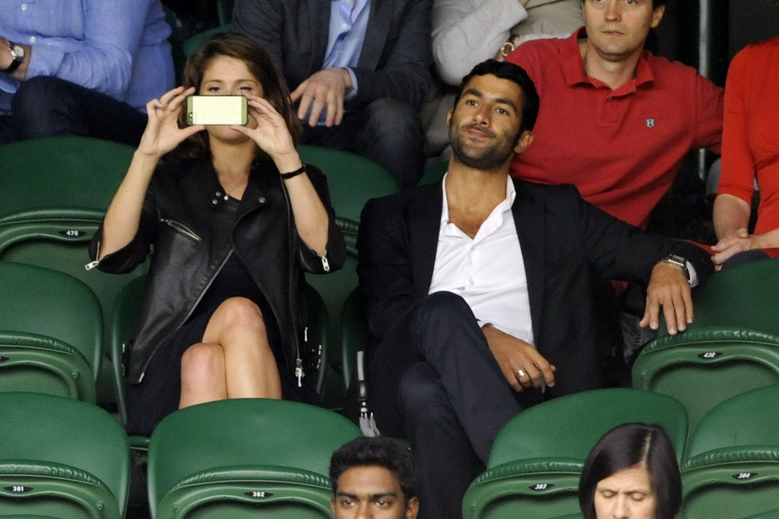 Gemma Arterton zeigt ihre großen Brüste in einem durchsichtigen Kleid in Wimbledon 
 #75192442