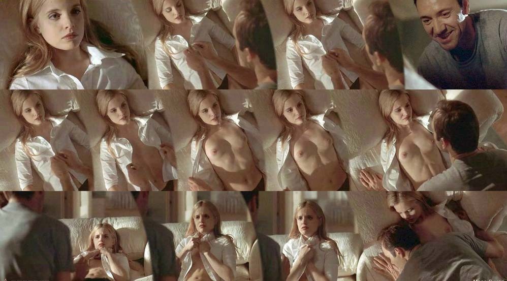 映画の中でTバックのお尻と乳房のヌードを披露するMena suvariさん
 #75389766