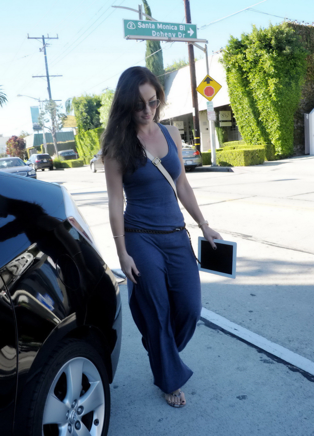 Minka Kelly braless shows hard pokies in tight gray dress while leaving a salon  #75249843
