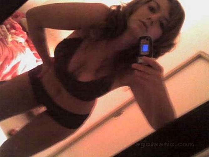Victoria Santos posing totally nude in front of mirror on private photos #75274811