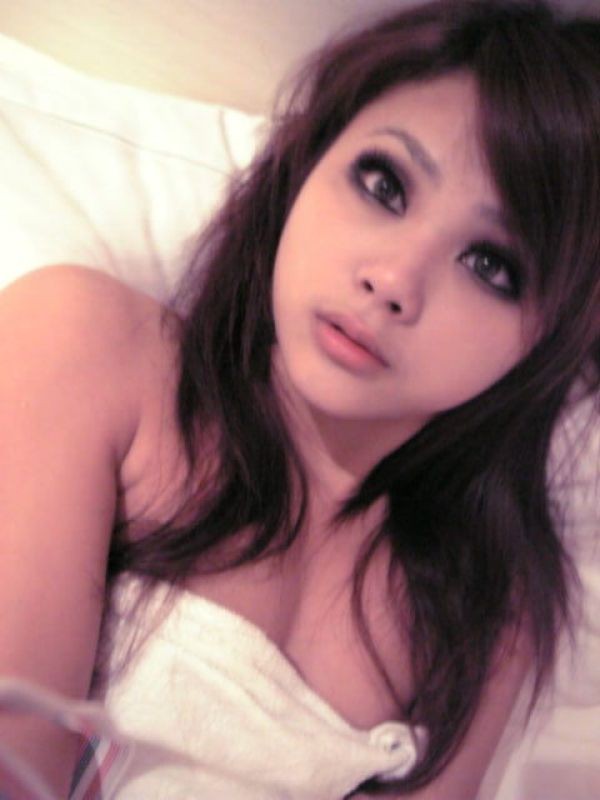 Compilation de photos d'adolescentes asiatiques amatrices et sexy
 #68436040