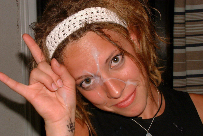 Varias fotos de perras traviesas hambrientas de semen
 #75862688