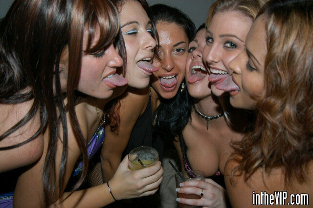Awsome babes Partei hart in den Club und dann nach Hause gehen, um in diesen heißen pix bang
 #74411787