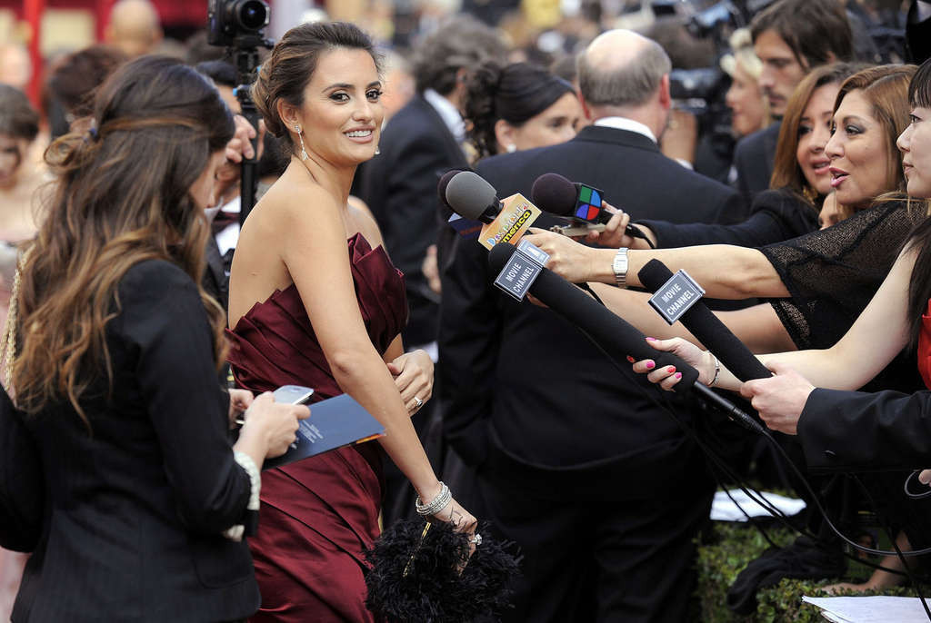 Penelope Cruz exposing her nice small boobs and posing sexy in long black dress  #75348672