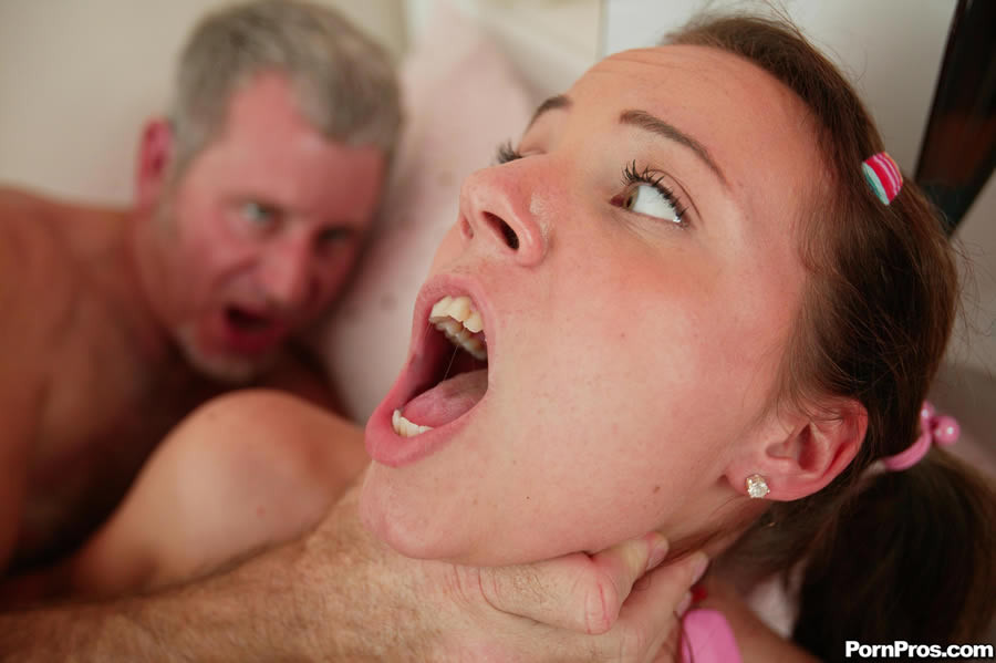 Young Hannah gets her hole invaded by an old hairy guy #75932237