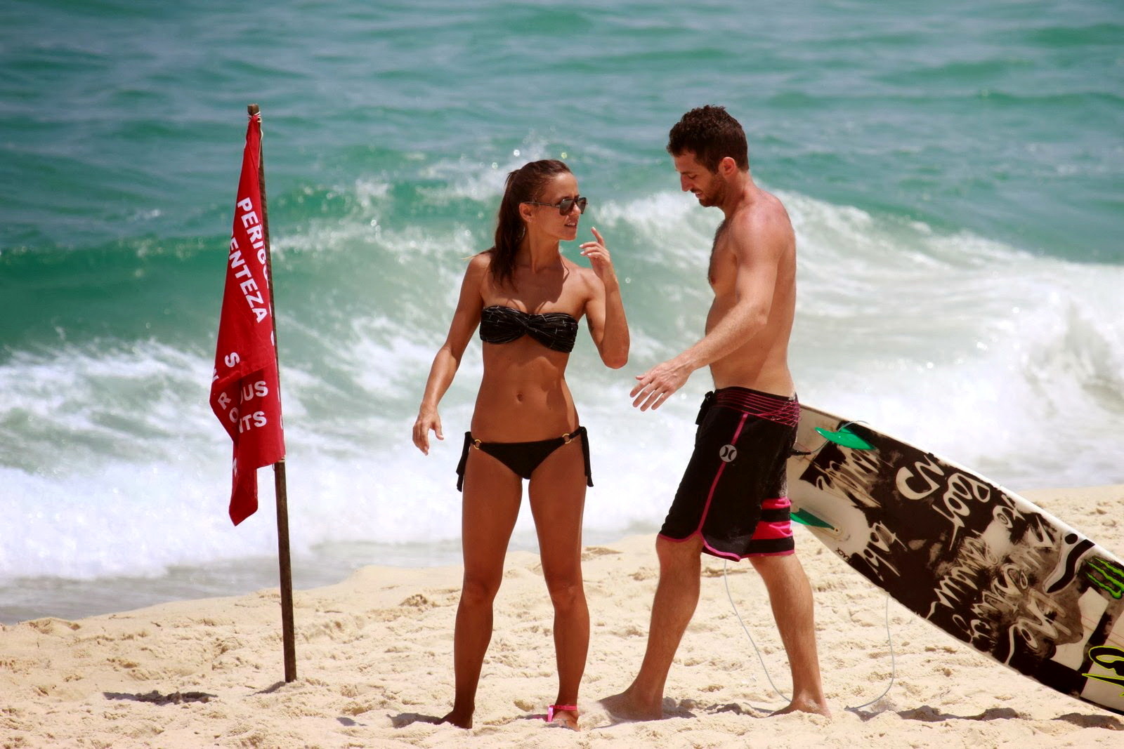Fernanda de Freitas showing off her bikini body on the beach in Barra da Tijuca, #75214262